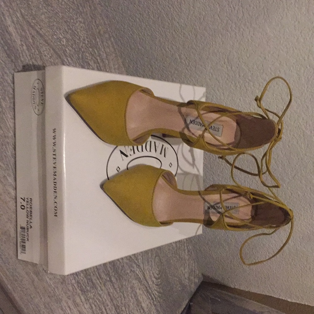 Steve Madden yellow suede stilleto heels